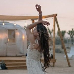 Meet your Posher, Carola